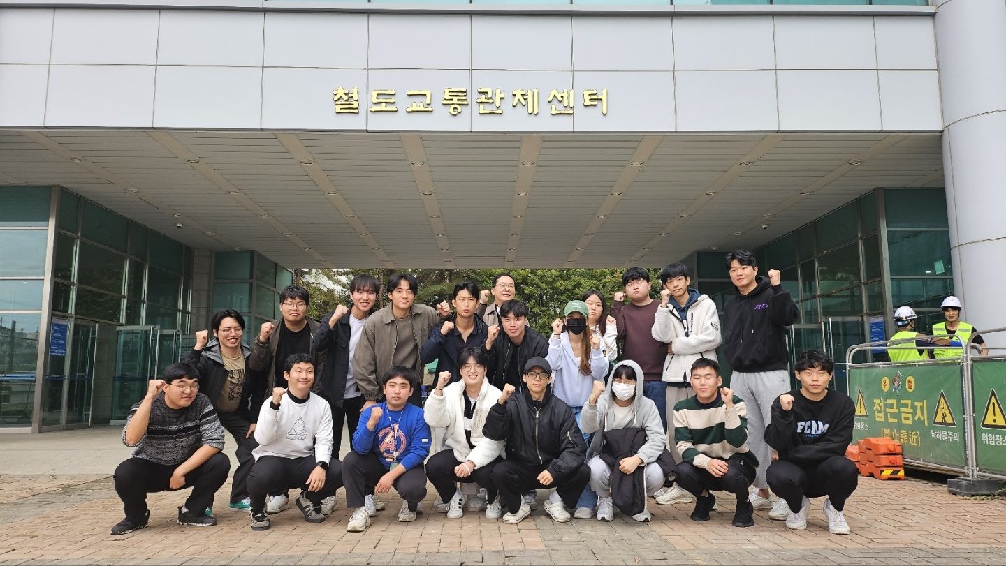 견학 사진1.jpg